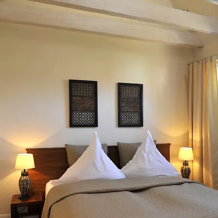 Bines Hues Apartment List Room photo